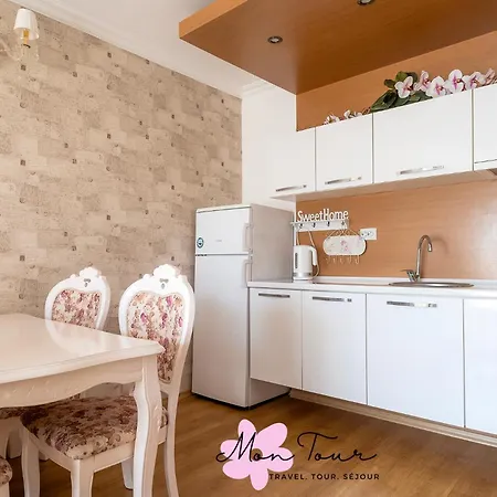 Mon Tour * ساني بيتش