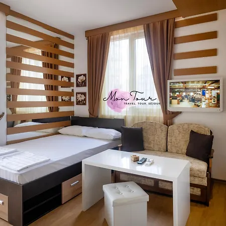 Mon Tour * Sluneční pobřeží
